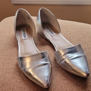 STEVE MADDEN Genius D'orsay Flat In Silver Womens Size 8M